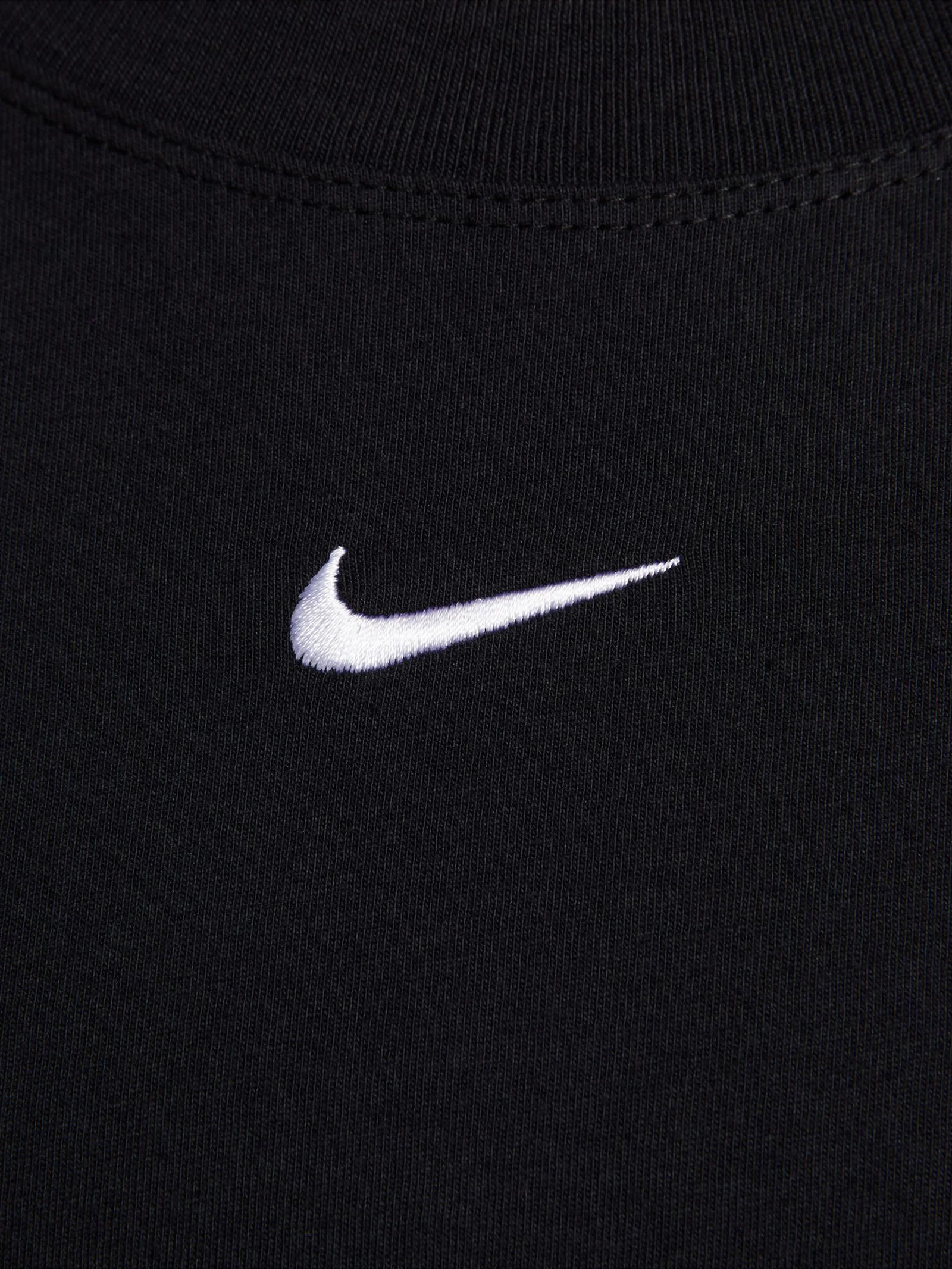 Sportswear Essentials T-Shirt - Image 5