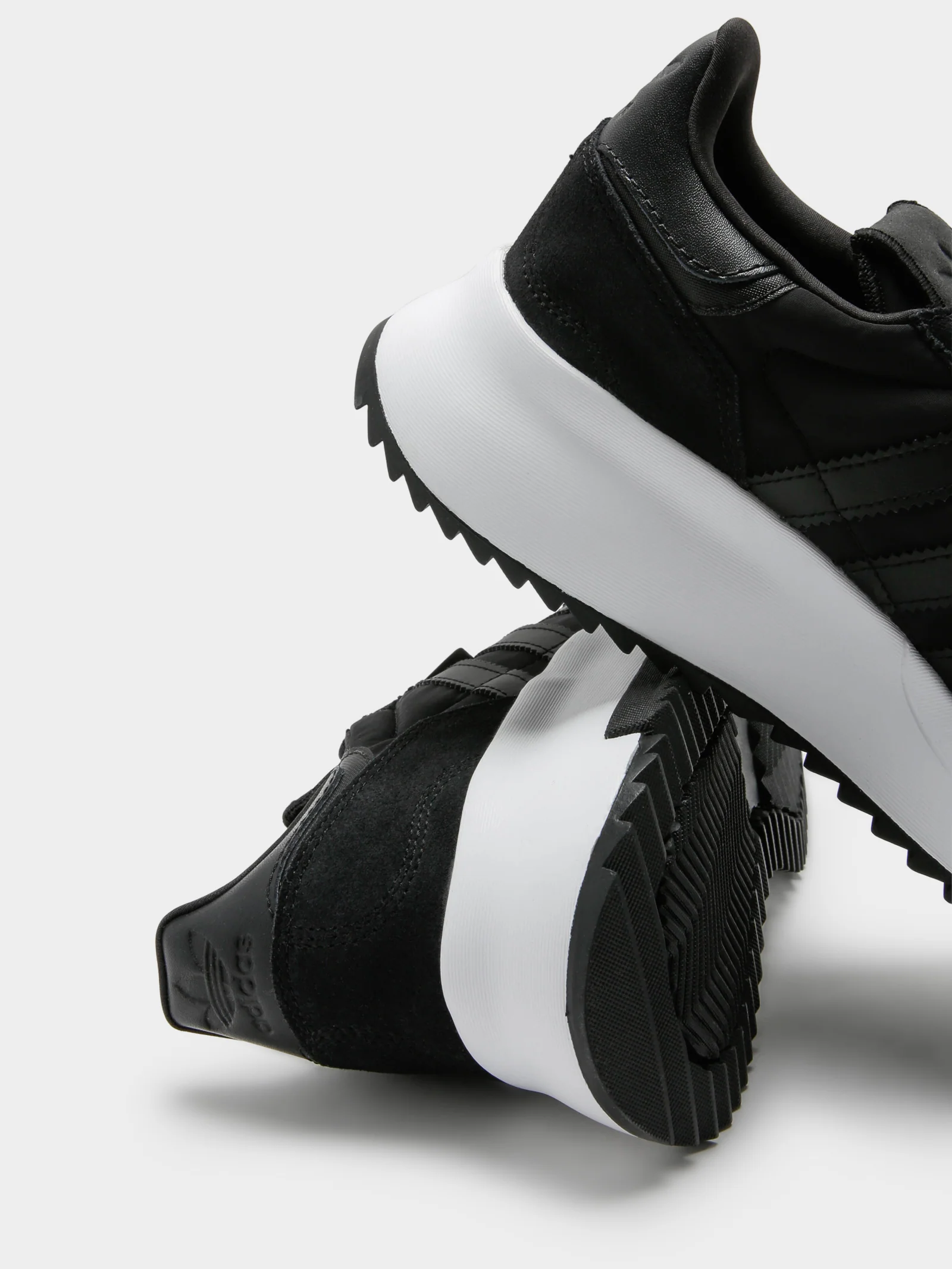 Retropy F2 Sneakers - Image 6